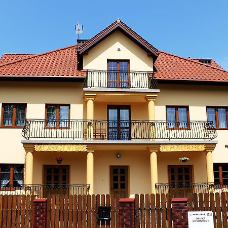 Gosciniec Mazurski Ruciane-Nida Buitenkant foto