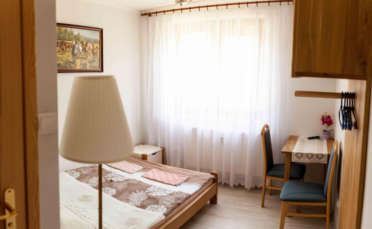 Gosciniec Mazurski Ruciane-Nida Buitenkant foto